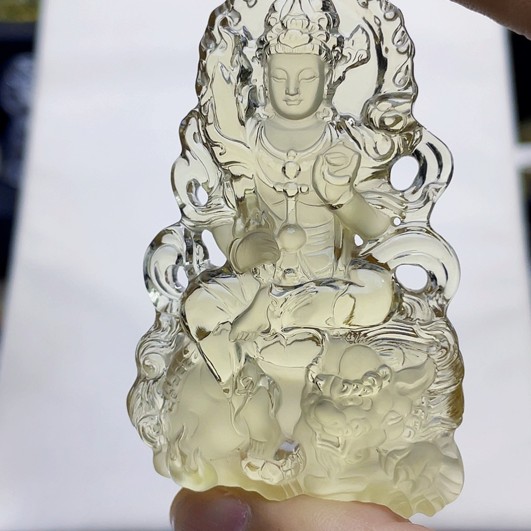 小***立水晶颈饰未镶嵌黄水晶大师精雕文殊菩萨