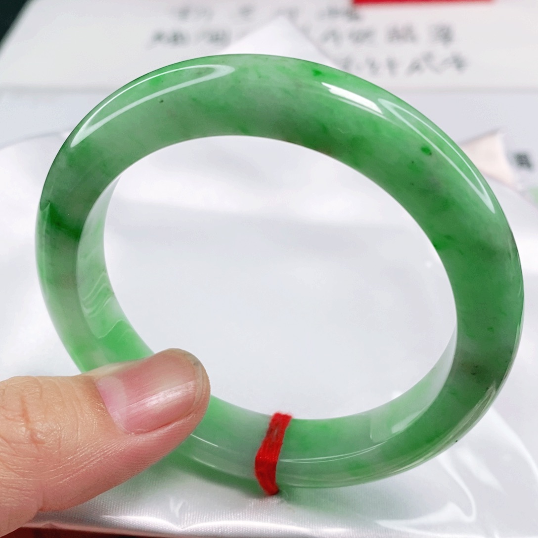 未镶嵌手镯翡翠57圈口买到赚到