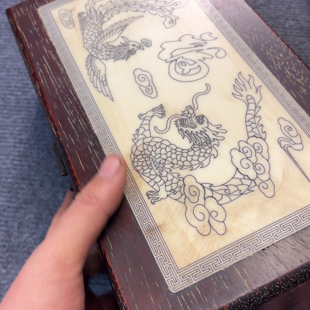 木小叶紫檀独板收纳盒