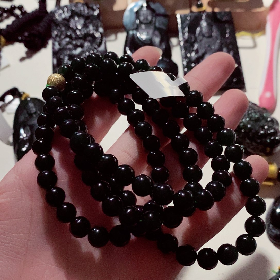 翡翠颈饰未镶嵌谭翡翠a