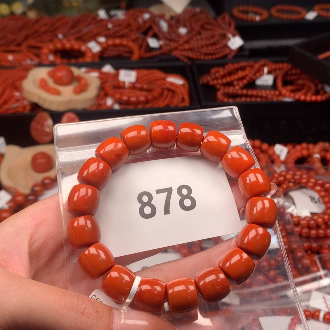 南红玛瑙手串未镶嵌878