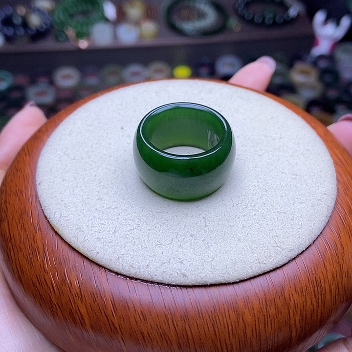 和田玉戒指未镶嵌17.8风月