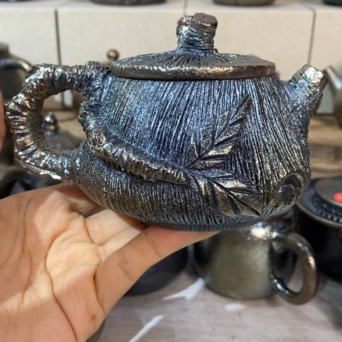 小****云南建水紫陶柴烧壶