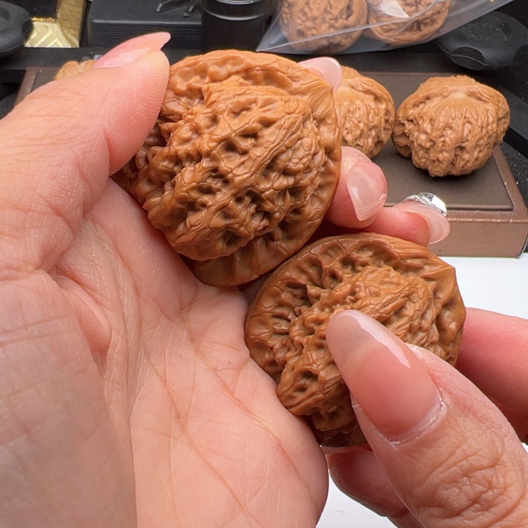 文玩核桃把件金公子40