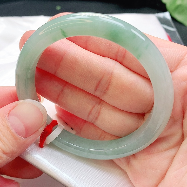 翡翠手镯未镶嵌手镯54