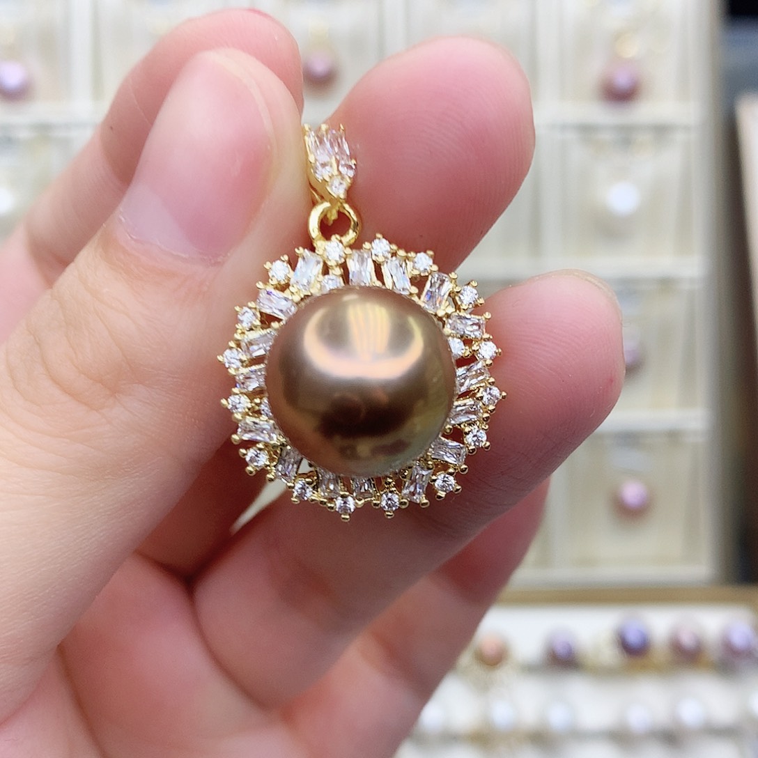 淡水珍珠颈饰合金