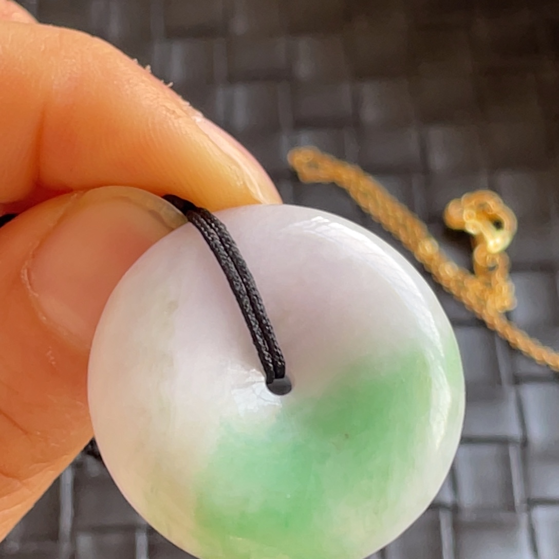 翡翠颈饰未镶嵌扣