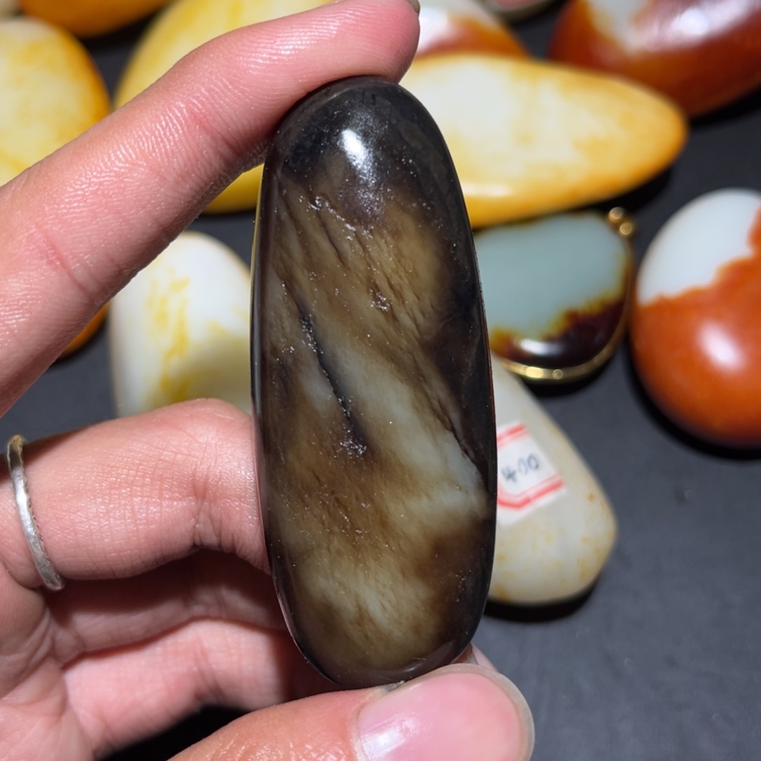 和田玉未镶嵌珠宝奇石