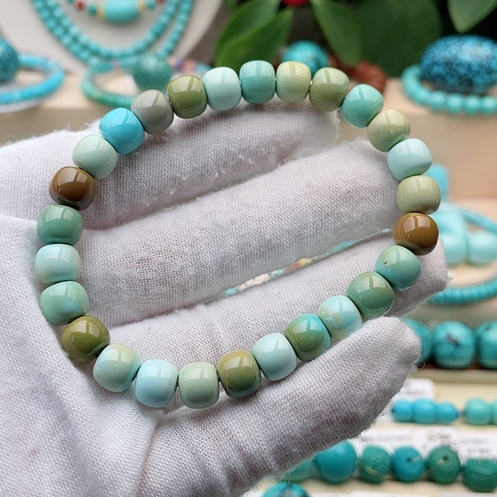 绿松石配饰未镶嵌