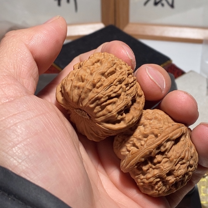 文玩核桃把件熊****圈核桃