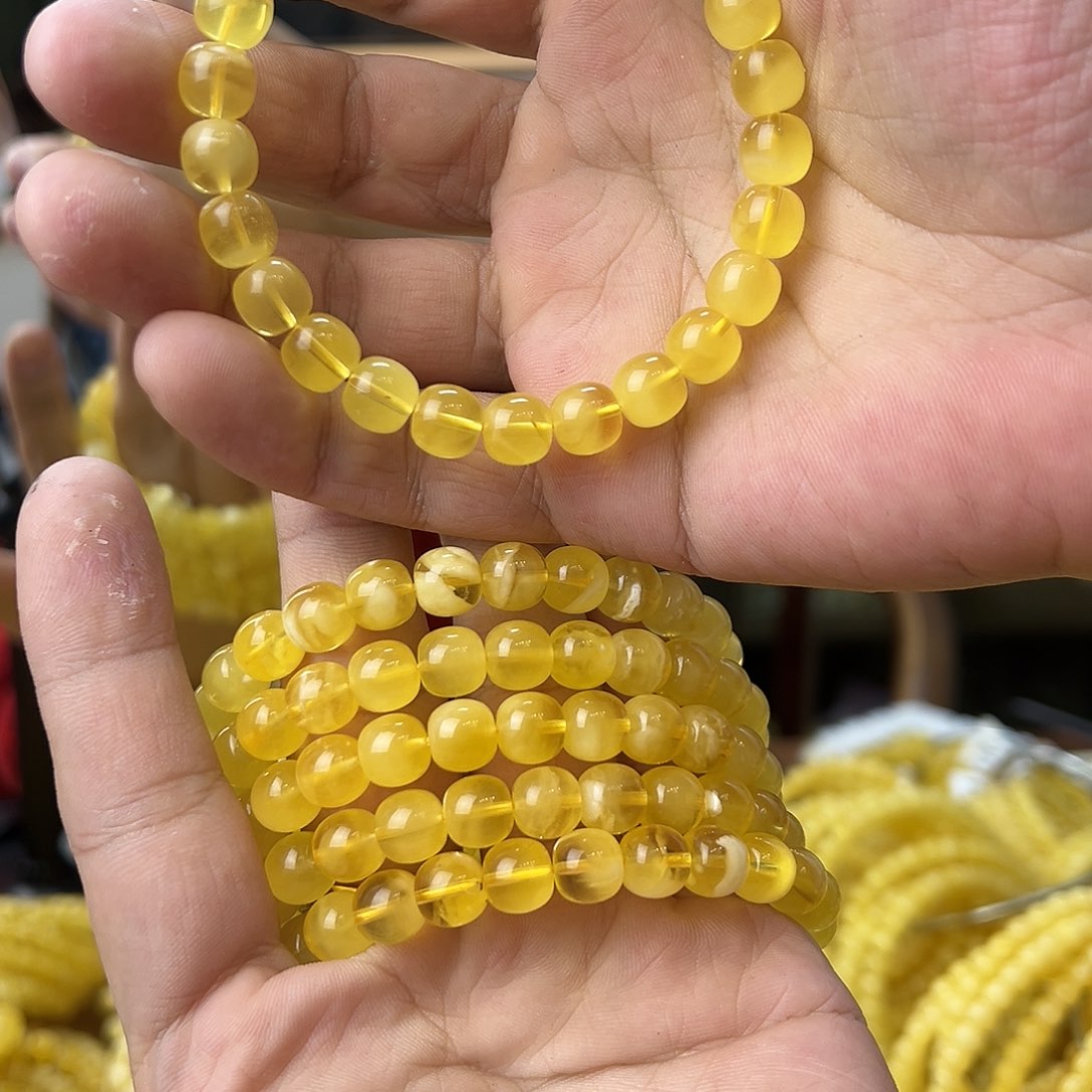 琥珀珠宝奇石未镶嵌多样性发其一