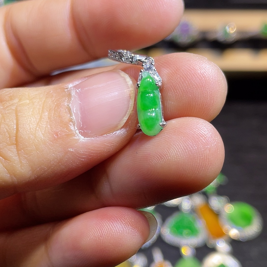 翡翠银S925镶嵌吊坠(不含链)