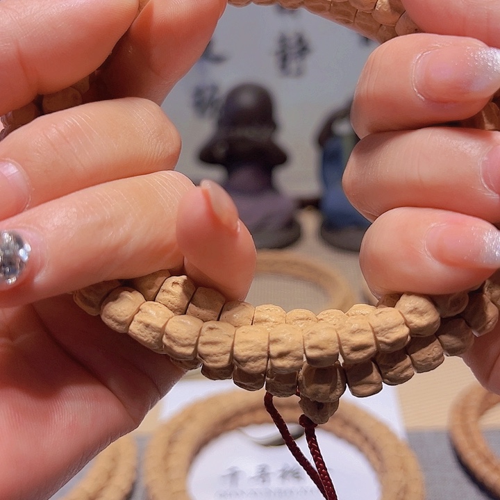 鹤***哥吊坠柏香籽/百香籽