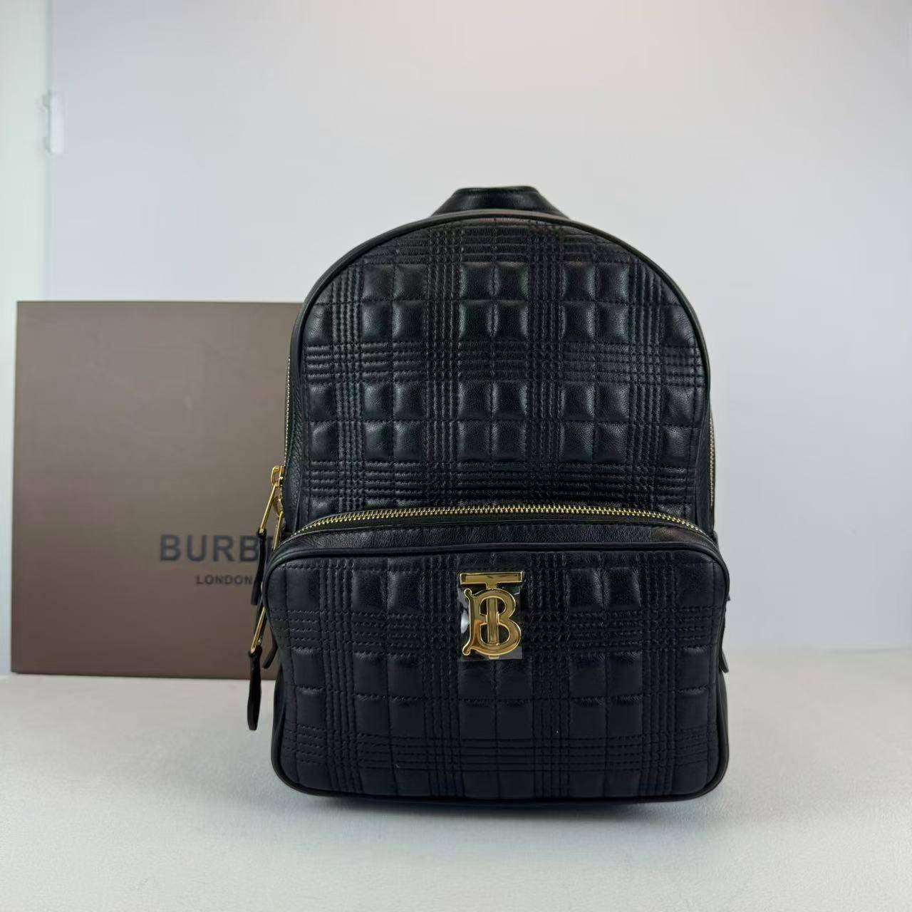 胖虎曼曼/博柏利/95新/公价0/箱包/两用包/31B2503270171