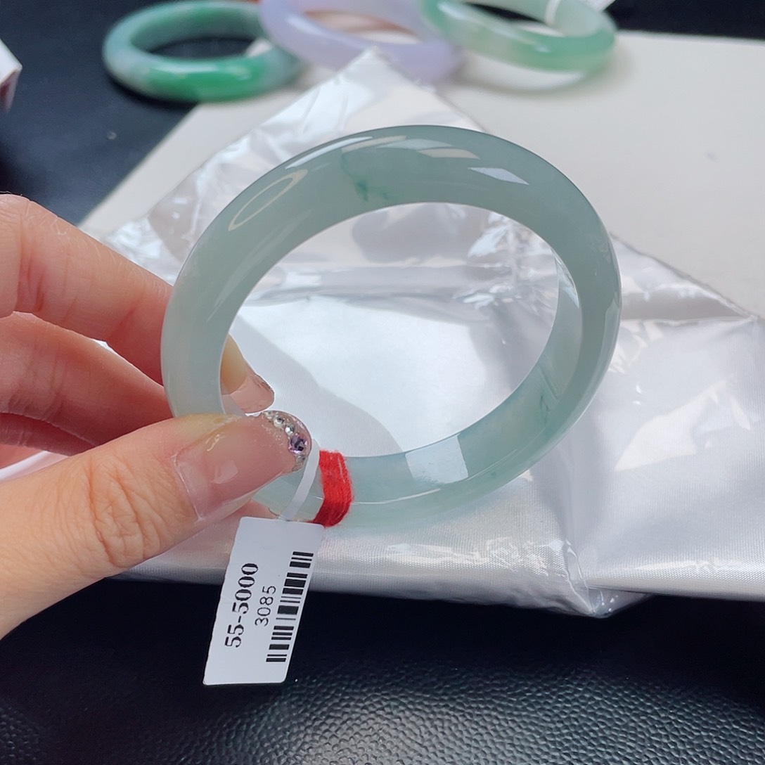 翡翠手镯未镶嵌翡翠 3085