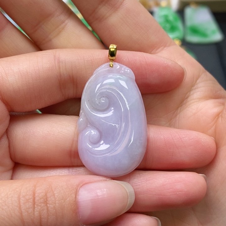 翡翠颈饰未镶嵌吊坠