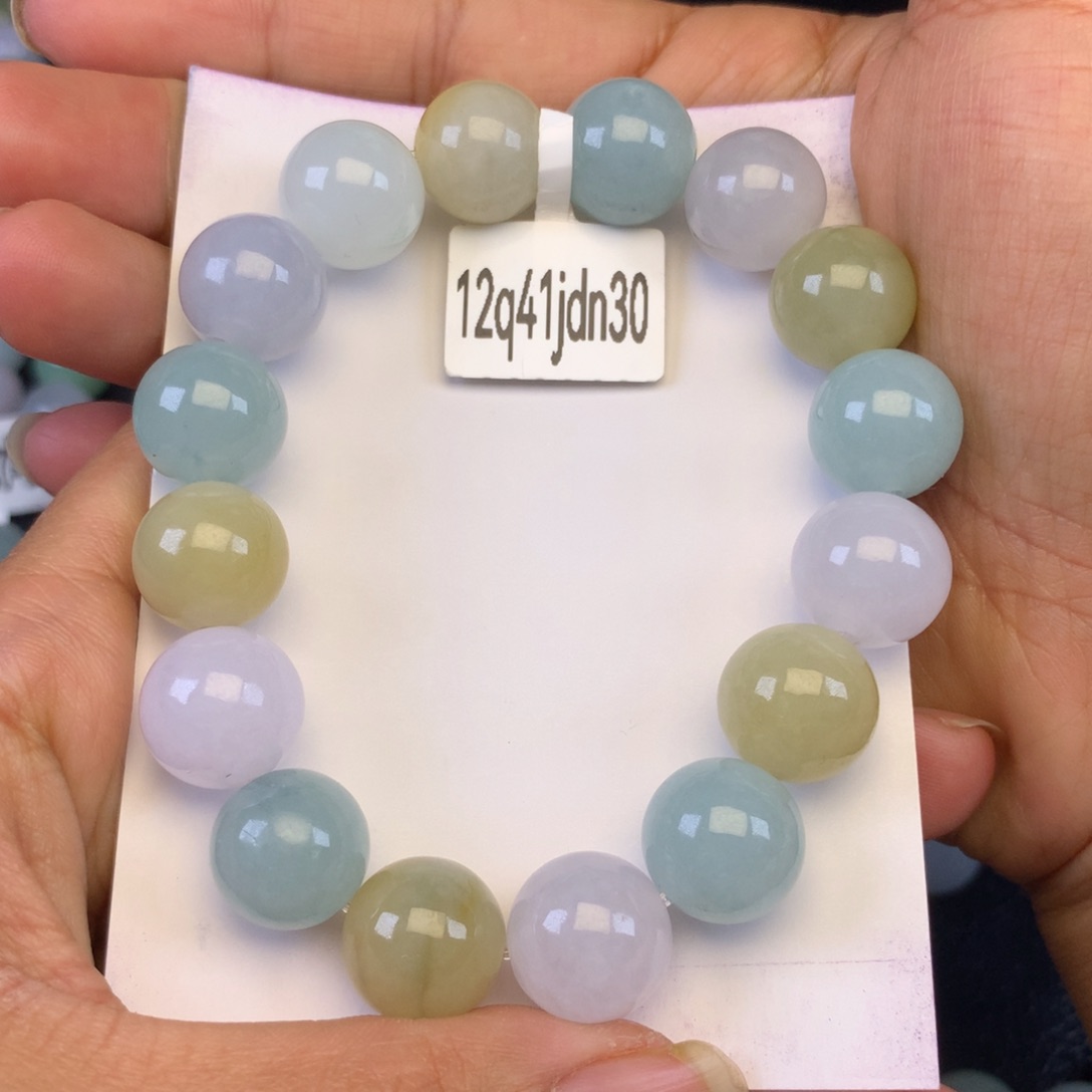 翡翠颈饰未镶嵌一***儿天然缅甸翡翠