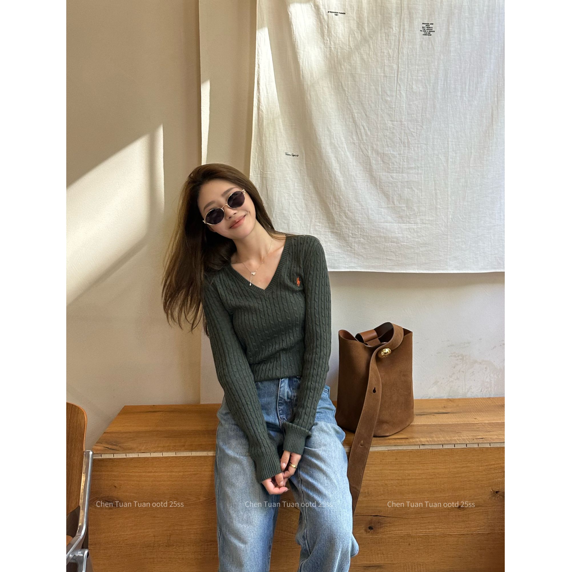 【TUAN】"经典绞花“羊毛混纺早秋极简V领毛衣23603