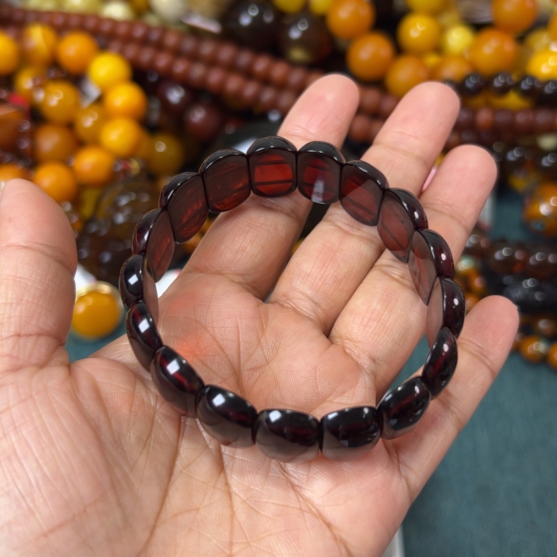 未镶嵌琥珀珠宝奇石178