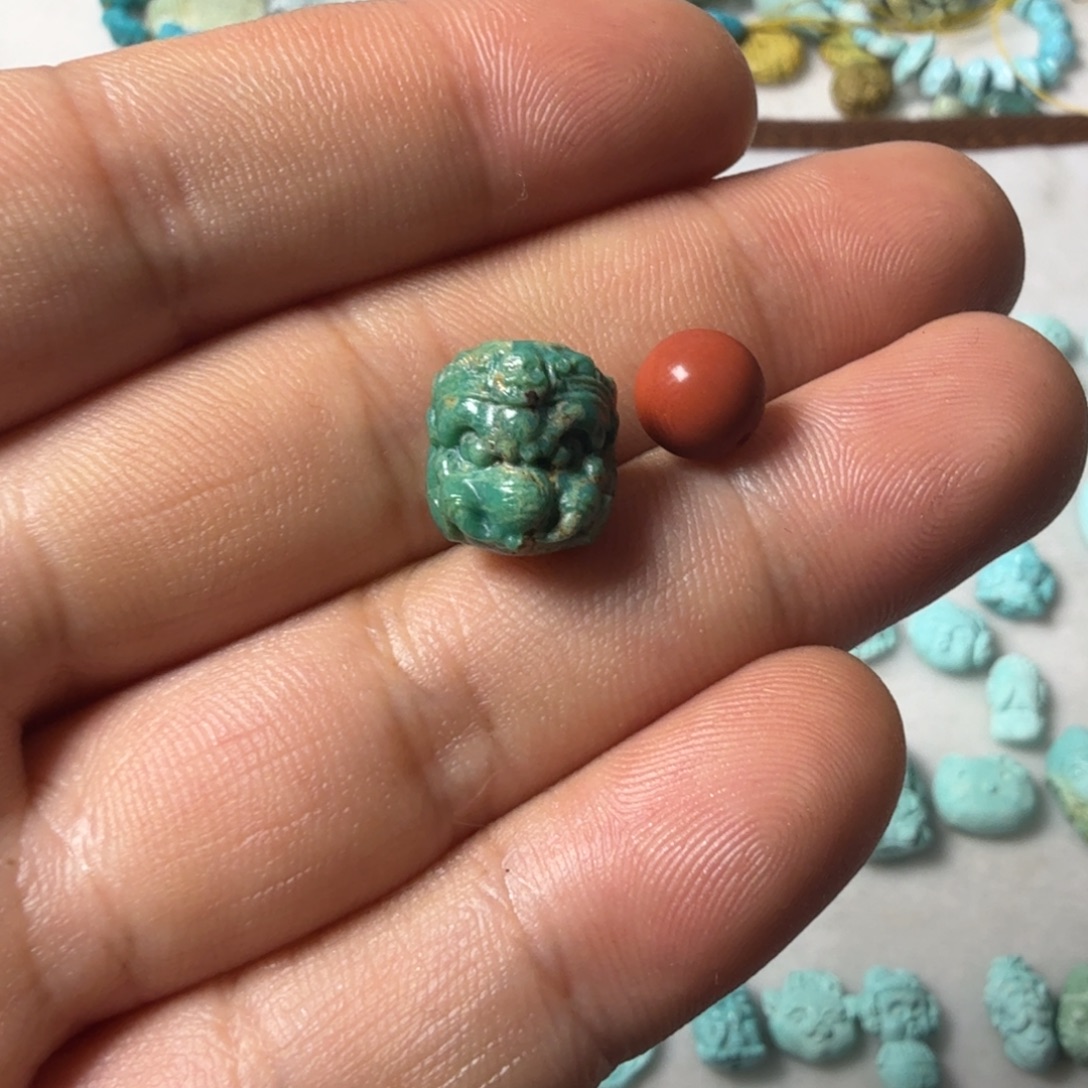 南红玛瑙未镶嵌珠宝奇石