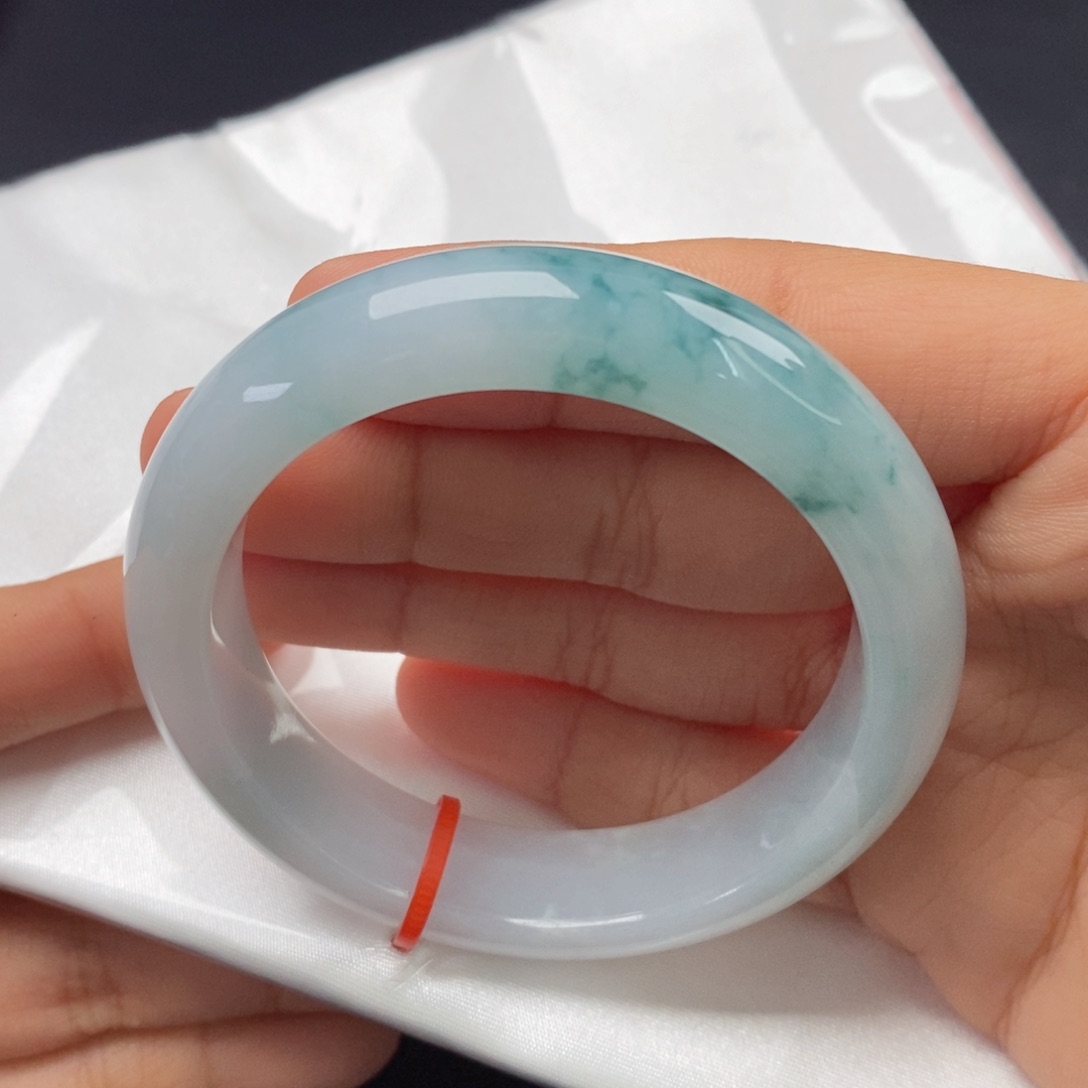 翡翠手镯未镶嵌5152圈