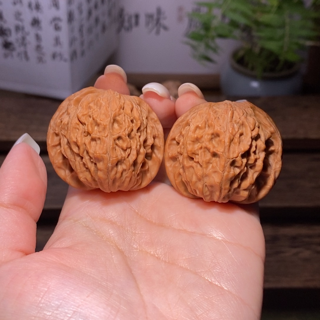 吊坠文玩核桃全品39山地血磨18445