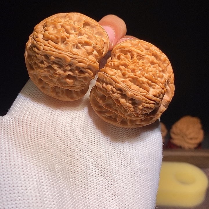 文玩核桃吊坠全品42球白