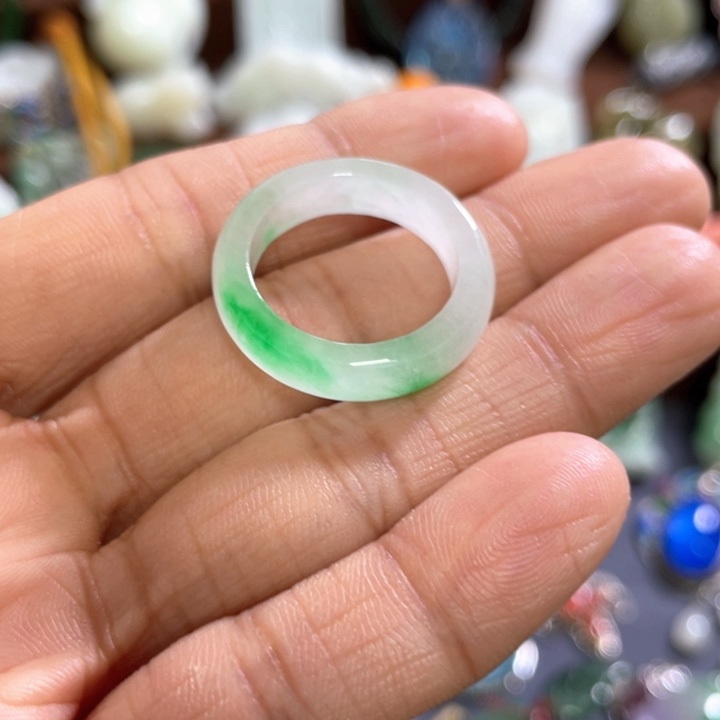 释***然翡翠未镶嵌戒指漂亮88888888888888