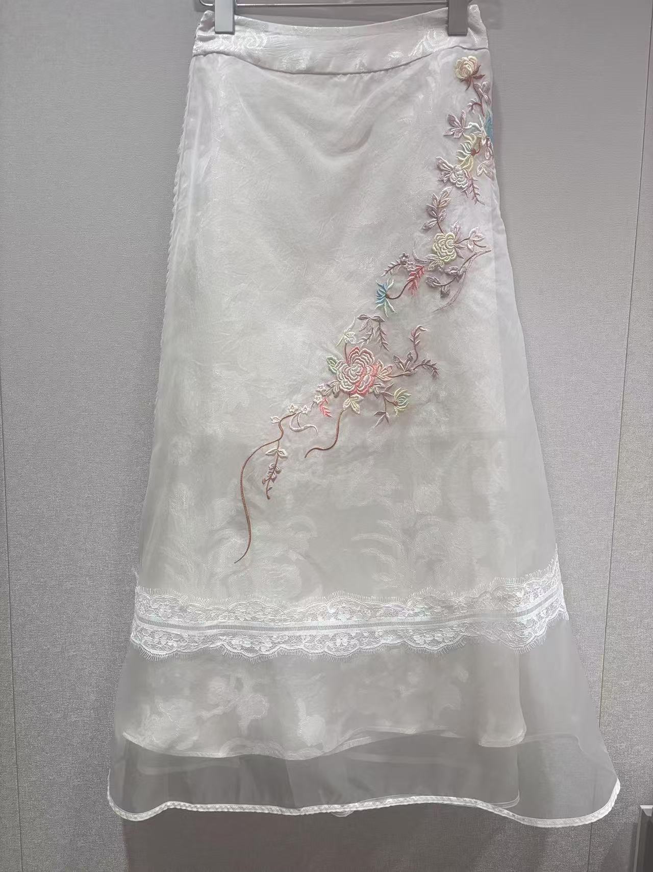CHIC FAIRY【蝉翼】国风中式提花刺绣蚕丝半裙