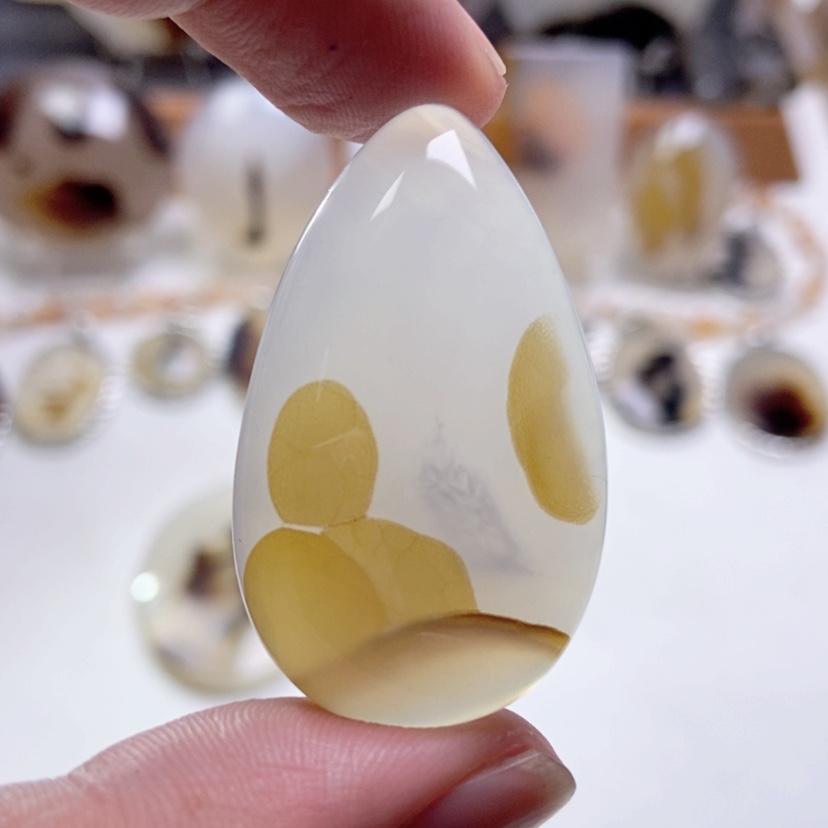 【闪购商品】玛瑙/玉髓颈饰未镶嵌