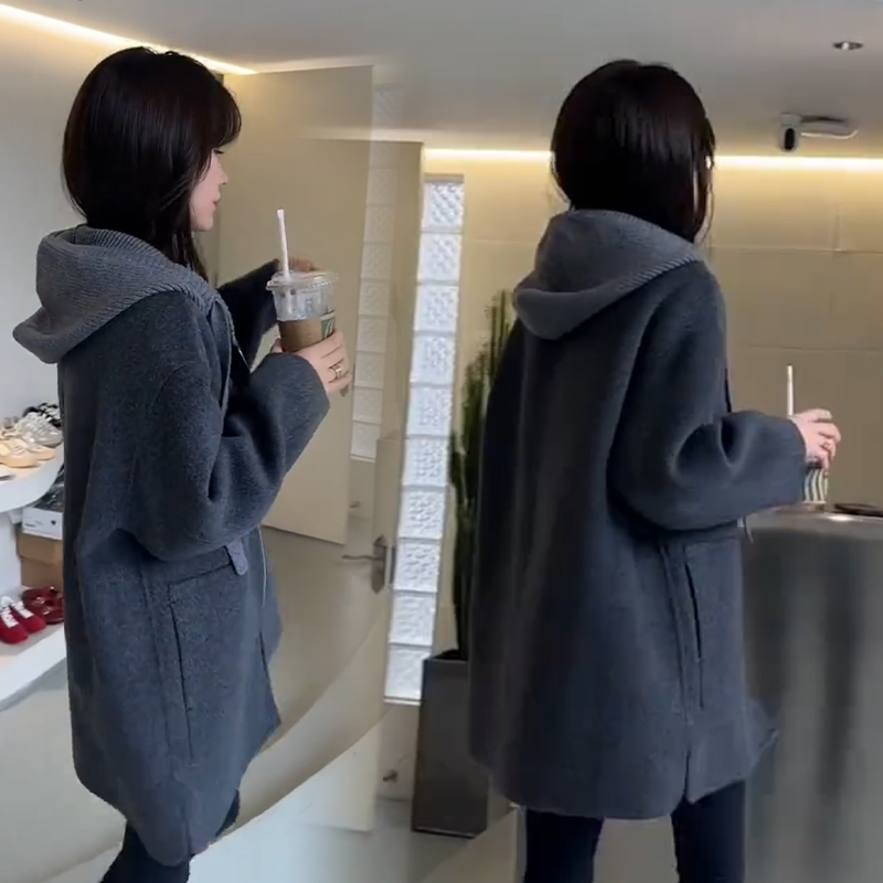 2025秋冬新款时尚显瘦气质网红高档洋气女高级百搭宽松毛呢外套潮