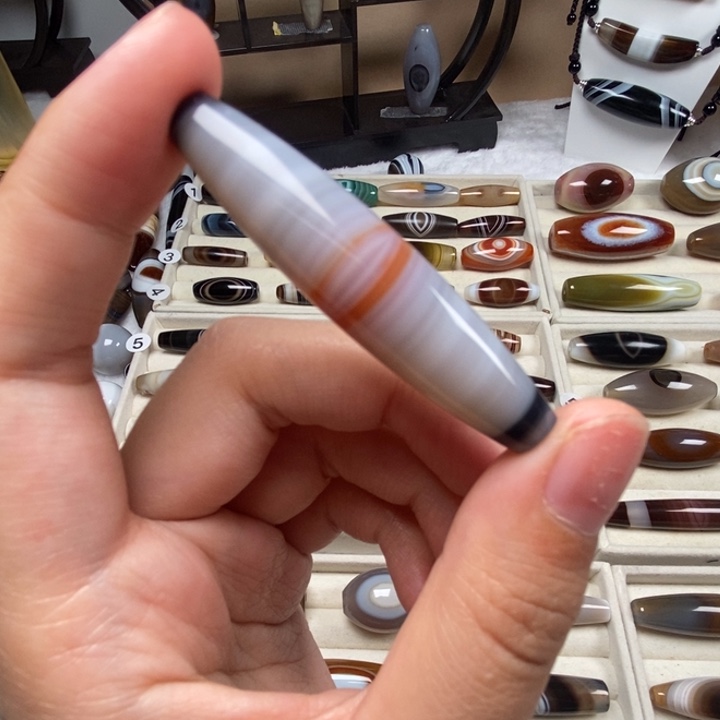 华***楼玛瑙/玉髓未镶嵌颈饰