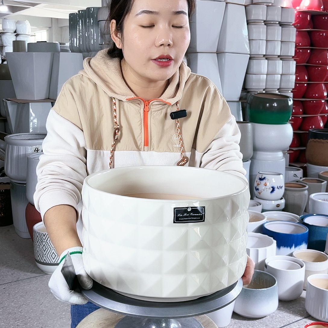 陶瓷口径29.5-18。奶油