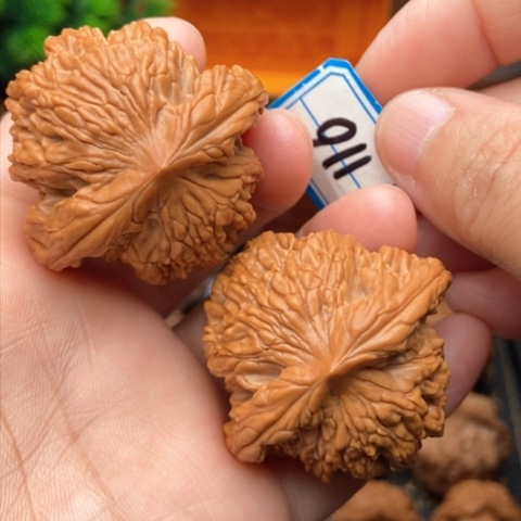 文玩核桃吊坠麦虎43全品