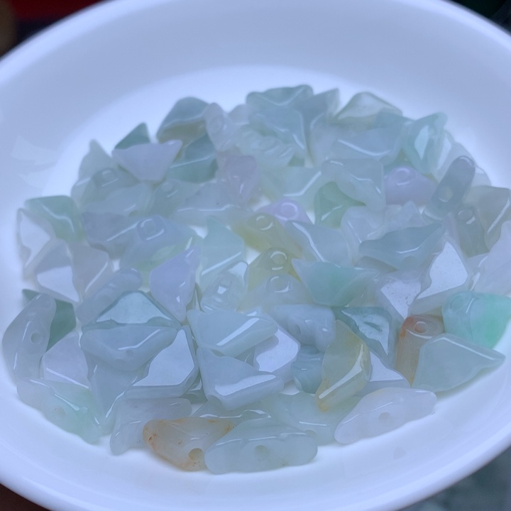 翡翠散珠冰绿白元宝50个