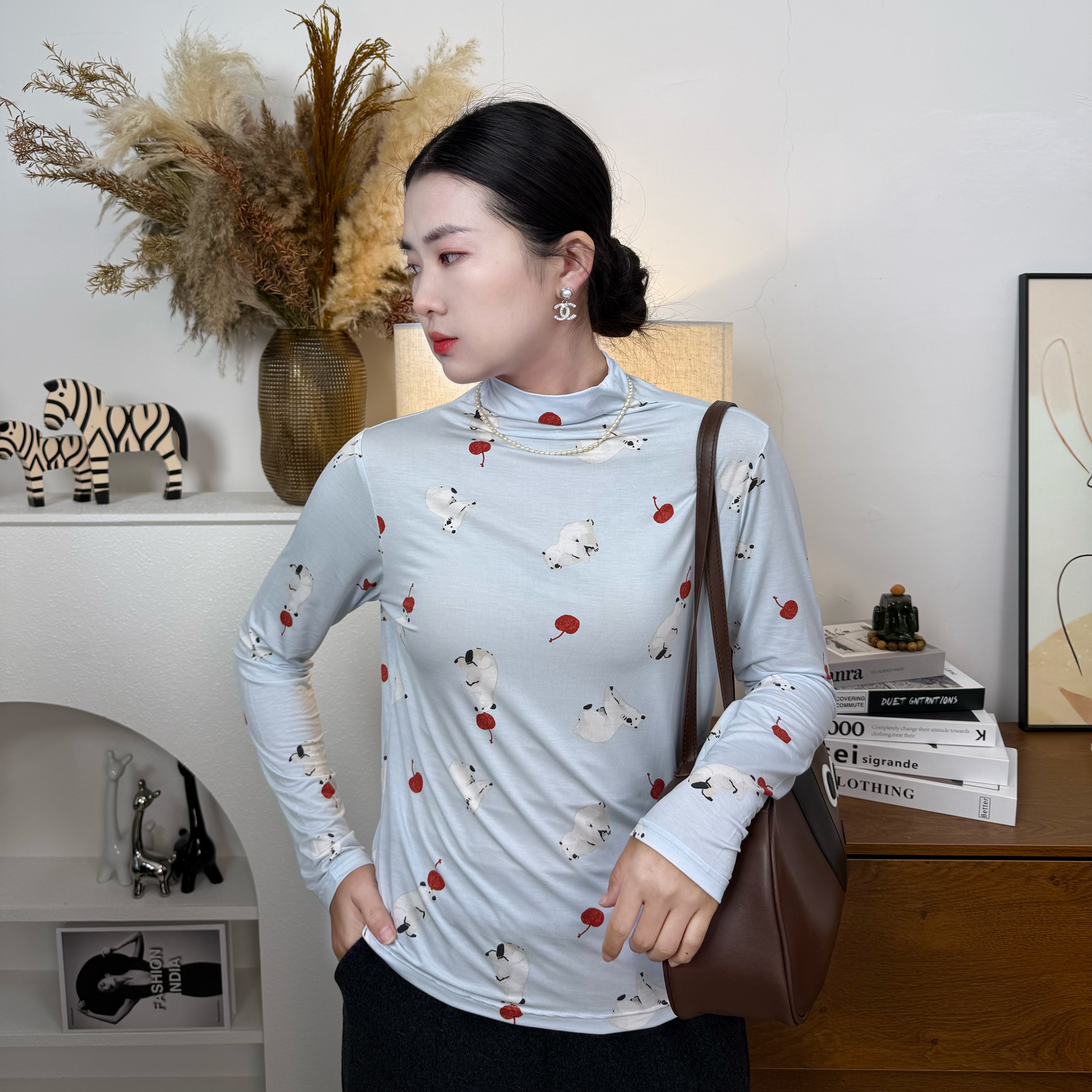 破洞 瑕疵 的衣服 退款拉黑  介意的一定一定不要拍  019-200