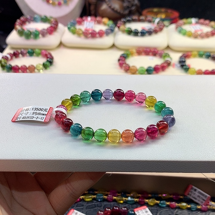 手链未镶嵌碧玺Y**a8.2/色标。