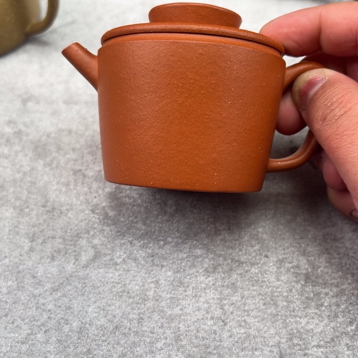 紫砂茶壶130cc红黄泥炮嘴