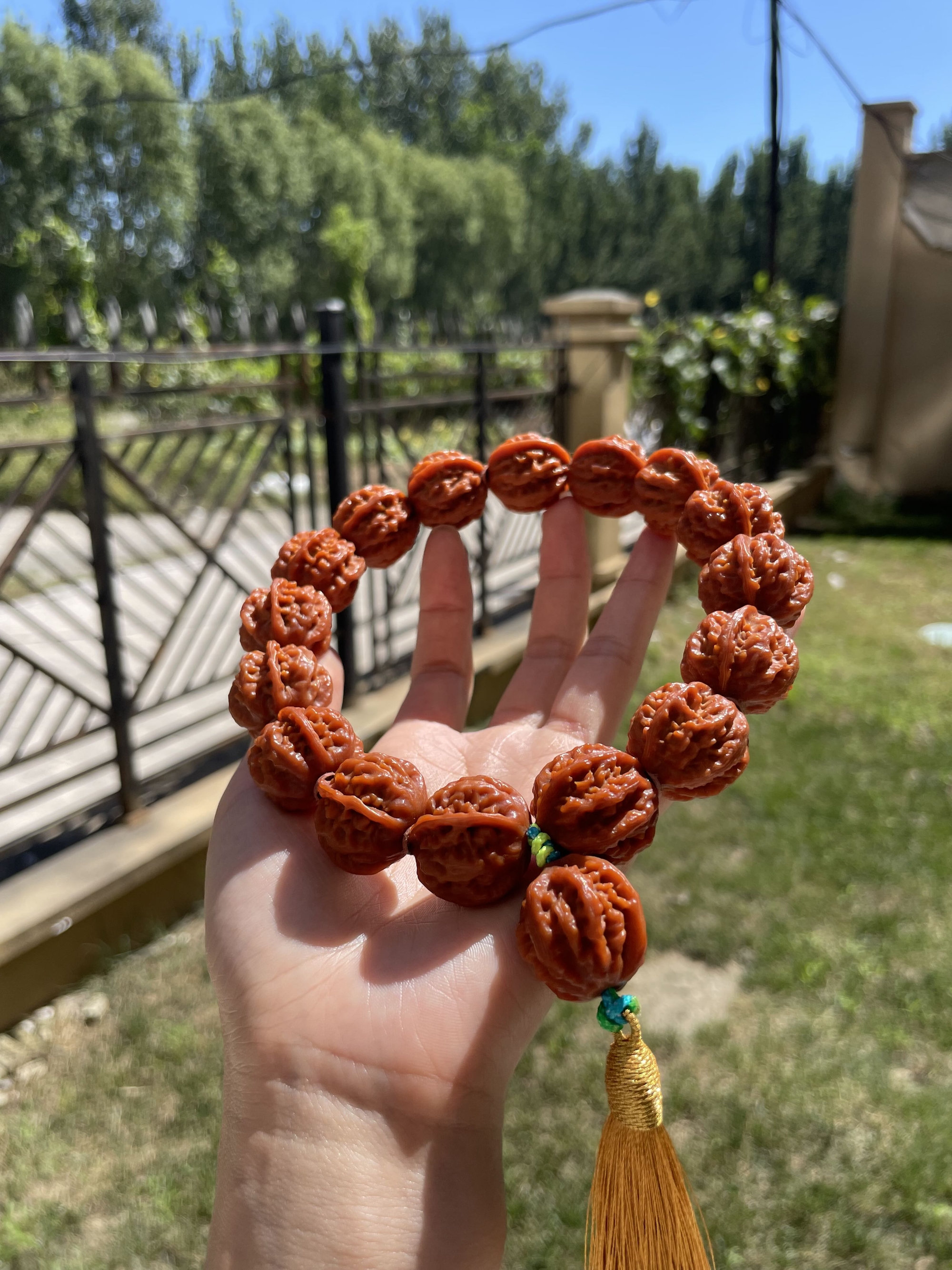 A10京八棱24左右手持文玩核桃手持