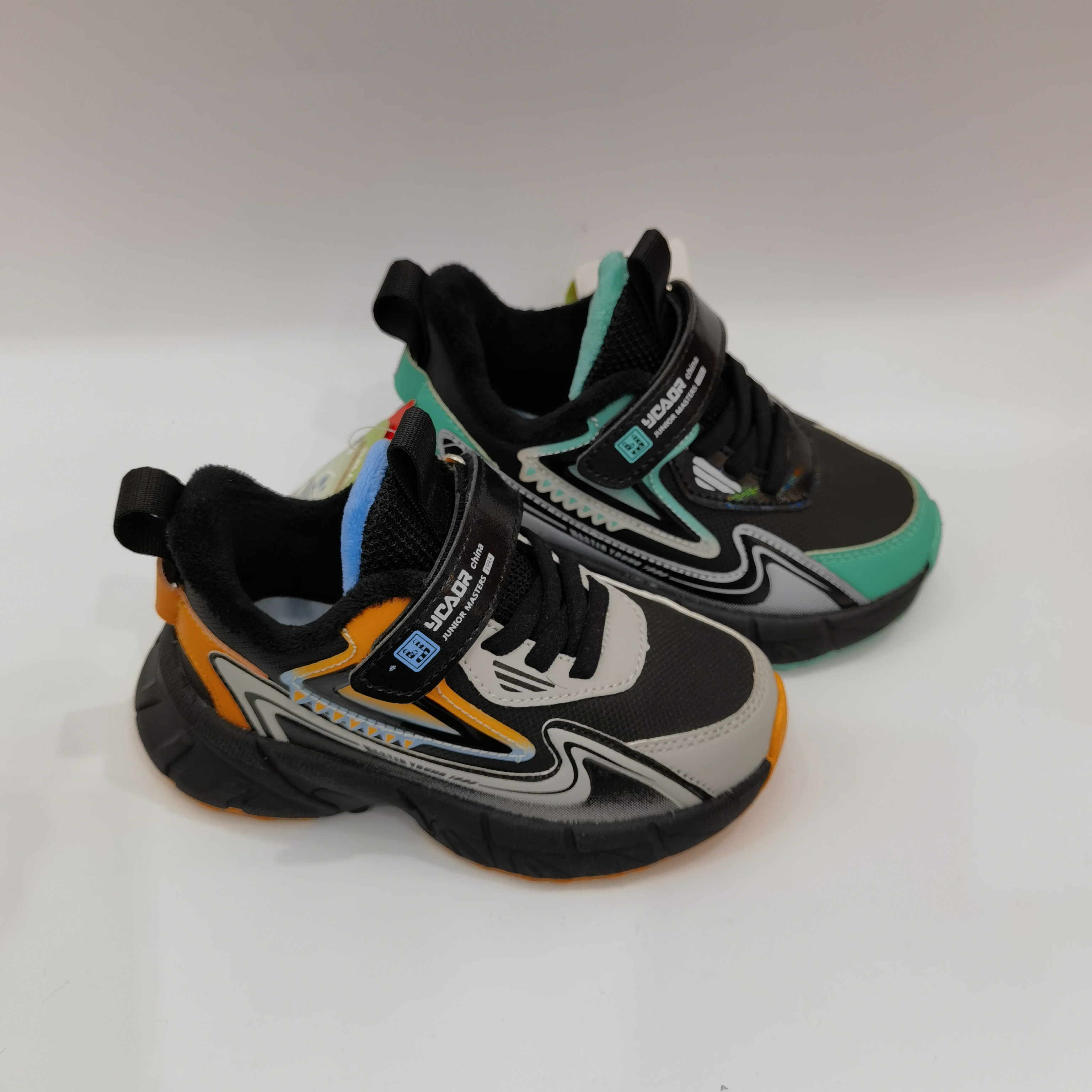 二棉27-29永高人童鞋男童皮面2024冬季新款小童加绒防滑运动鞋潮