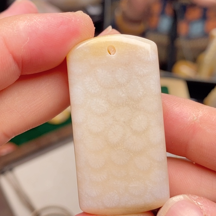 硅化珊瑚（珊瑚玉）手镯未镶嵌