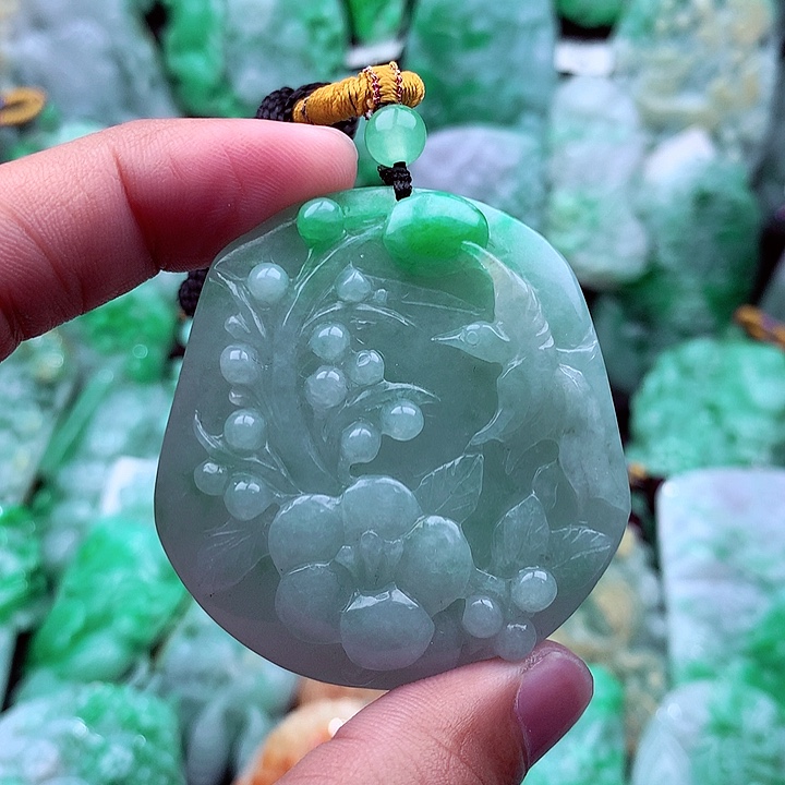 翡翠吊坠(不含链)未镶嵌