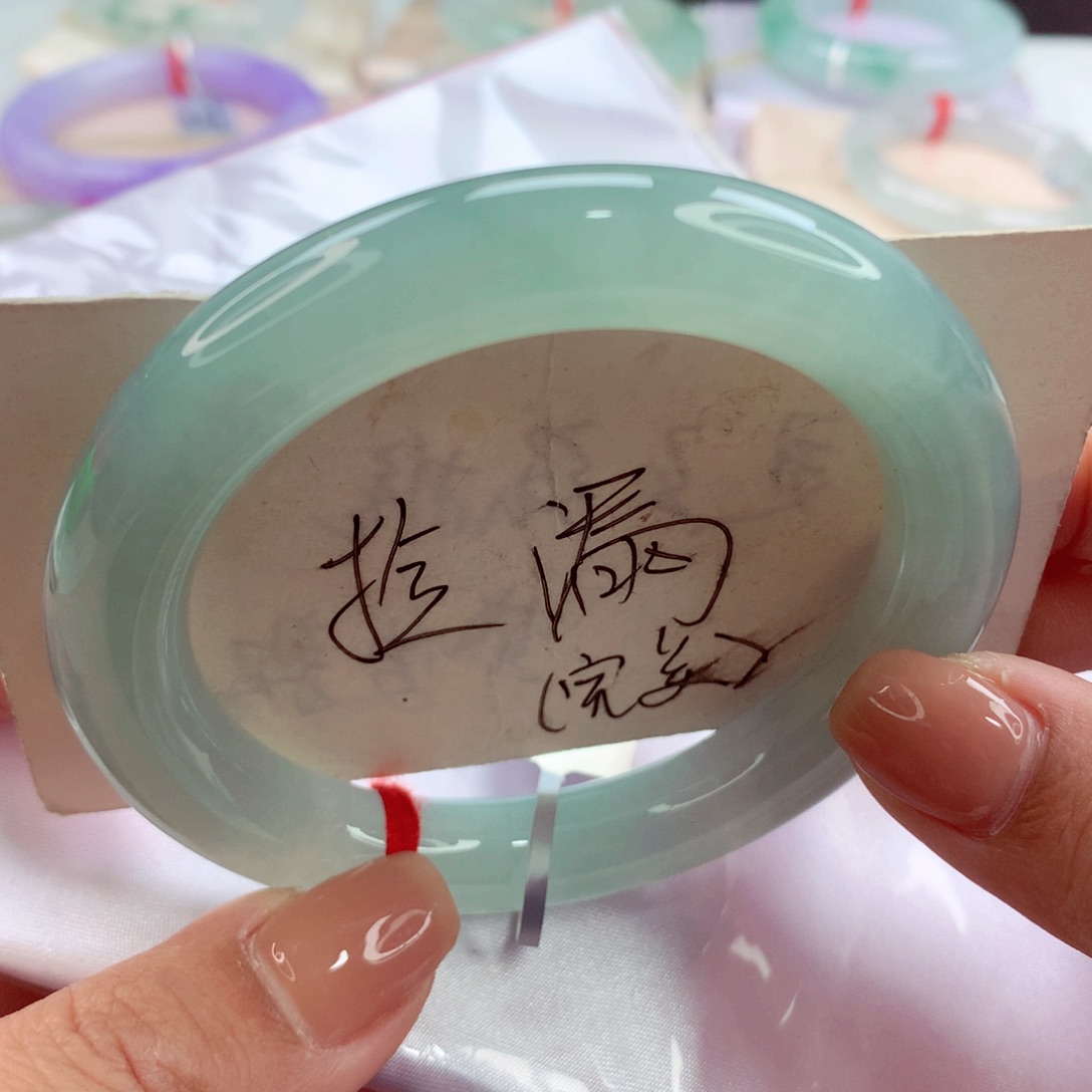 翡翠手镯（圆镯）未镶嵌师妹