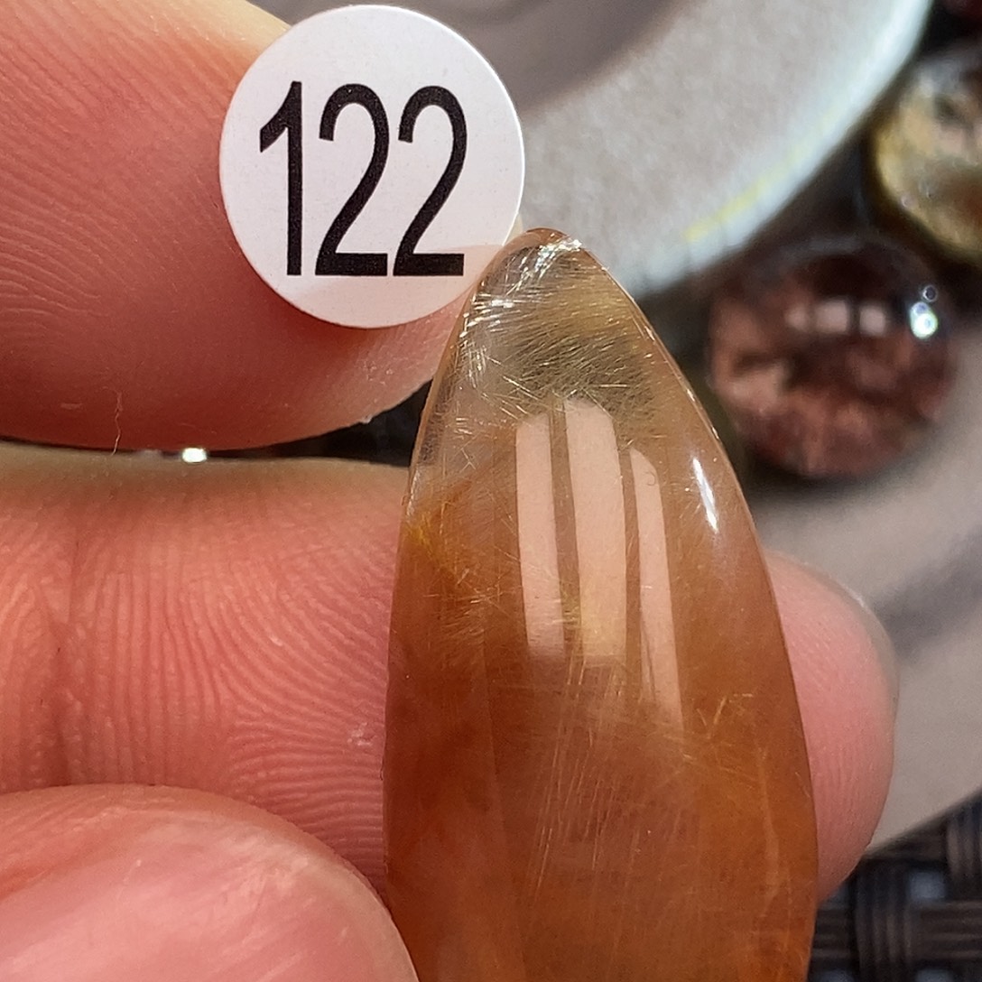 是***丫水晶吊坠(不含链)未镶嵌