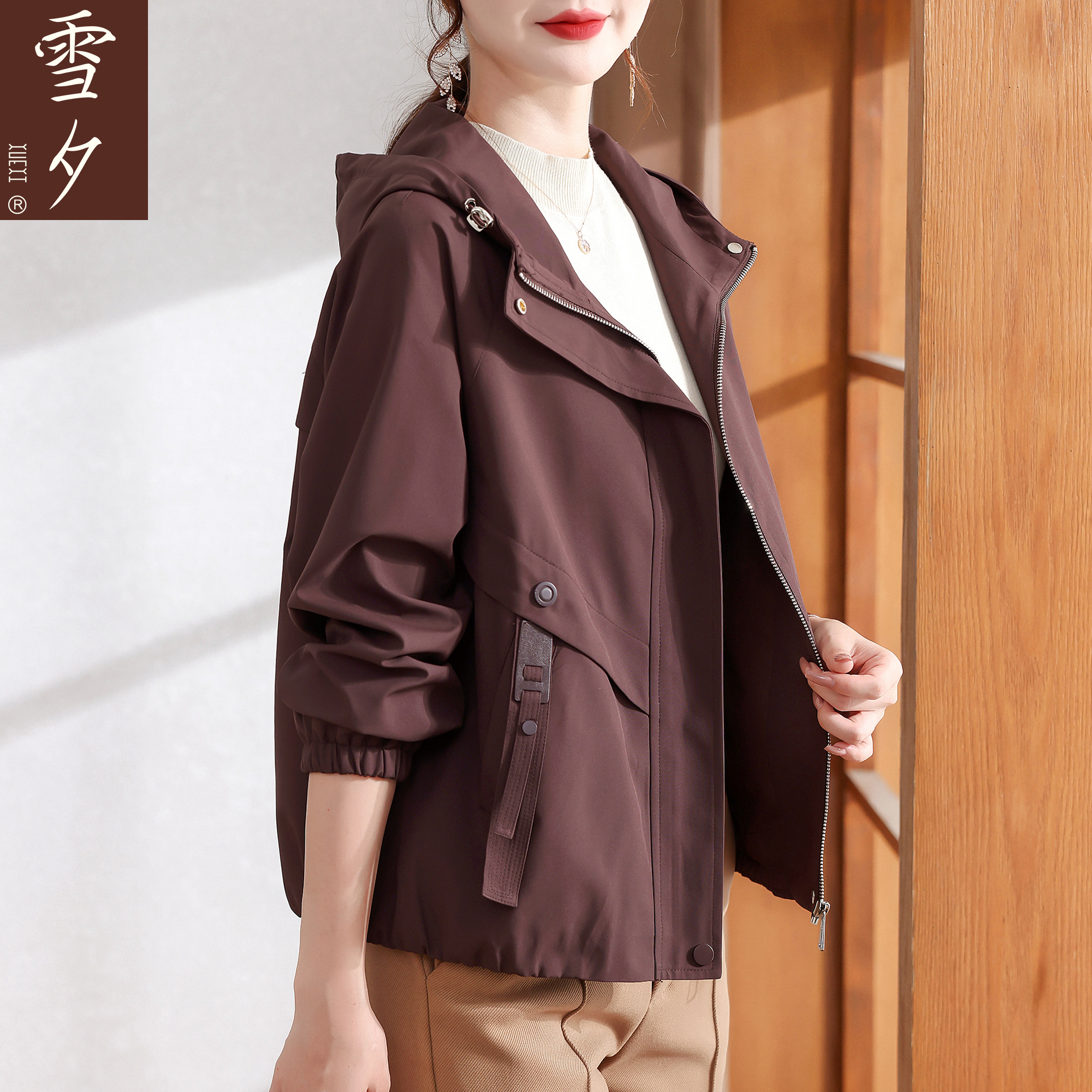 小个子妈妈秋装减龄风衣外套2025新款中老年女装气质宽松夹克上衣