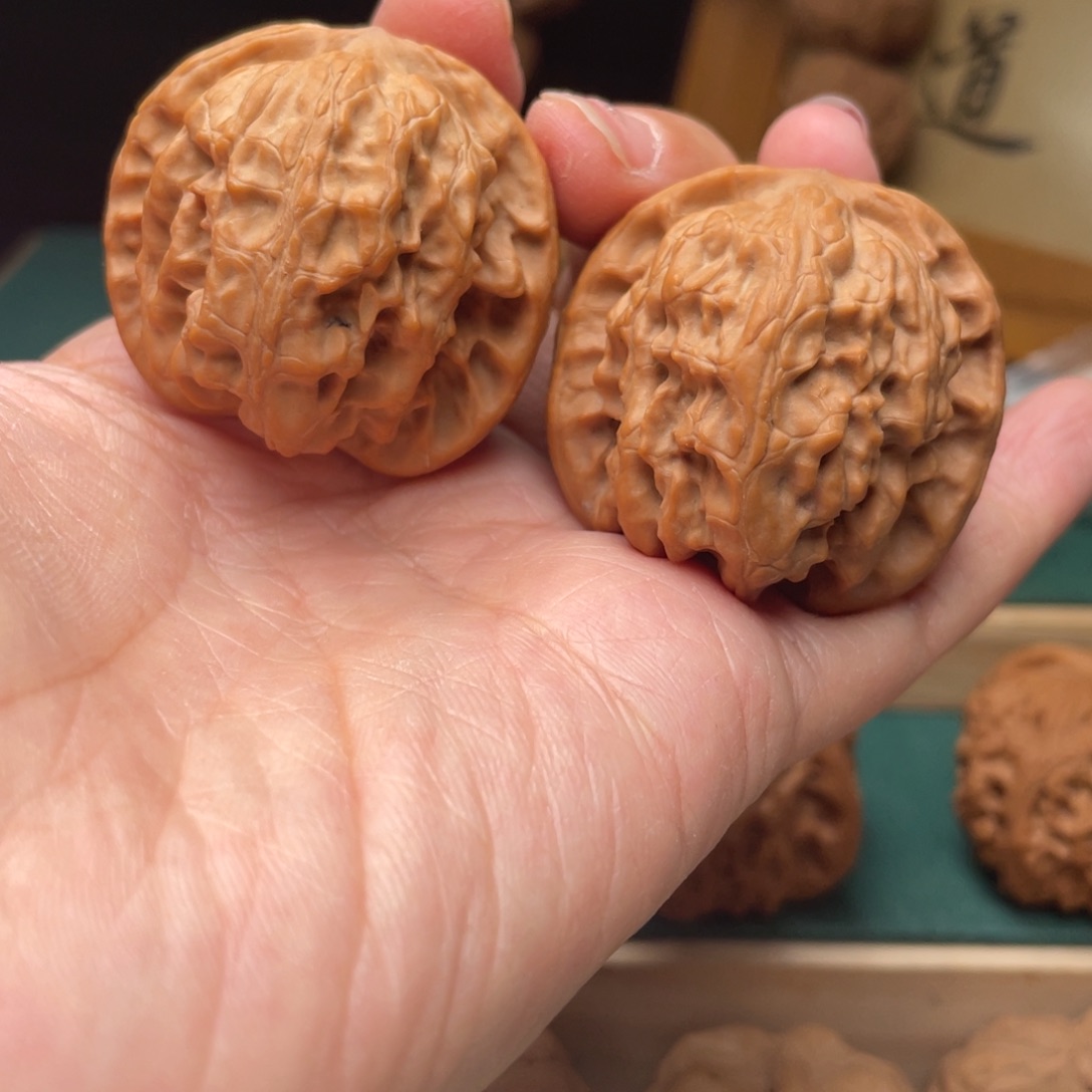 文玩核桃吊坠呲*～39.5全品野狼