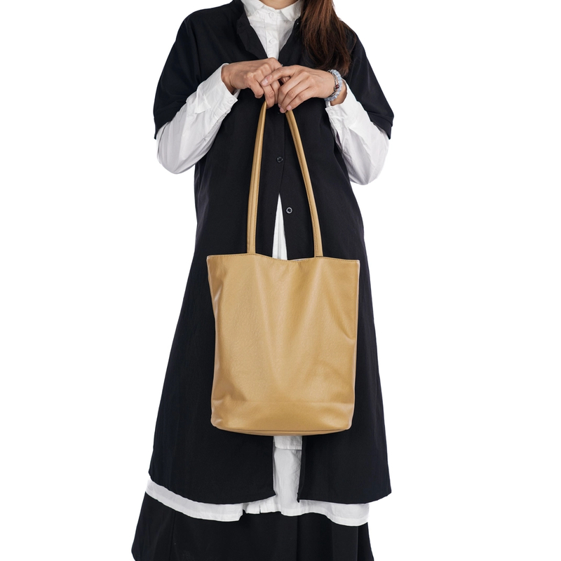 无则艺【细带水桶包】沙陀色原创小众敞口单肩学生潮流布包水桶包