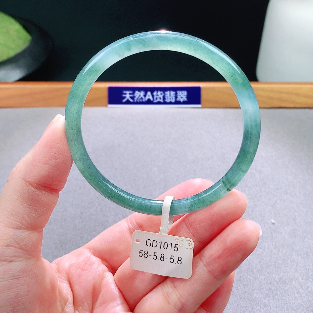 未镶嵌手镯翡翠天然翡翠手镯a货