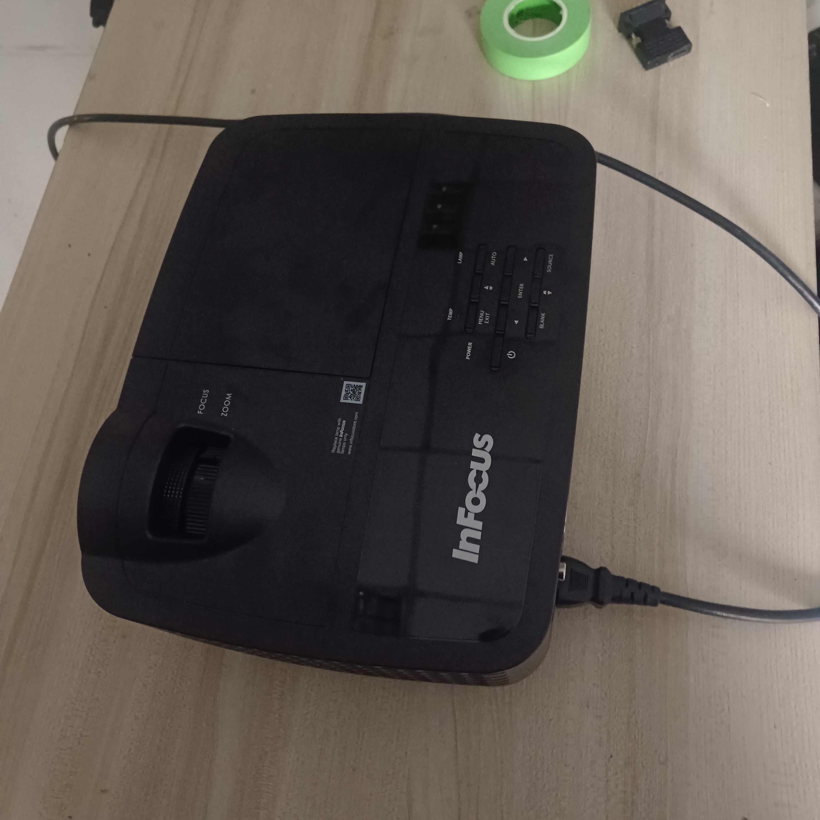 9新  二手富可视投影仪运费自理