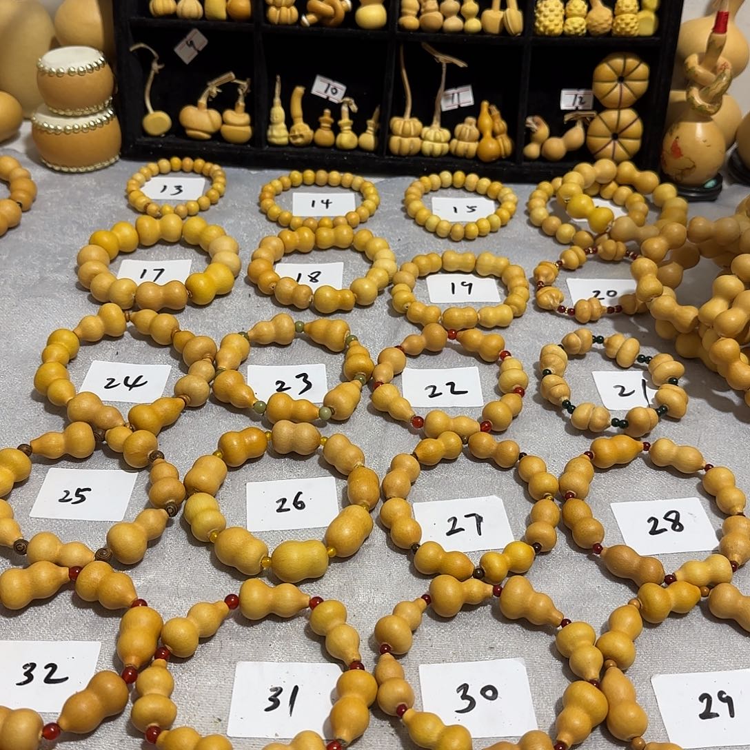 小***.大叶紫檀（黑酸枝木类）